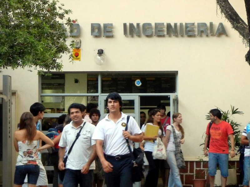 Los datos detrás de los dichos de Milei: 4 de cada 10 alumnos de universidades nacionales son pobres Los datos detrás de los dichos de Milei: 4 de cada 10 alumnos de universidades nacionales son pobres