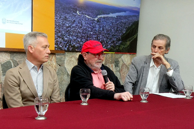 Cuenta regresiva en Carlos Paz para la Feria Internacional del Libro que comienza este jueves Cuenta regresiva en Carlos Paz para la Feria Internacional del Libro que comienza este jueves