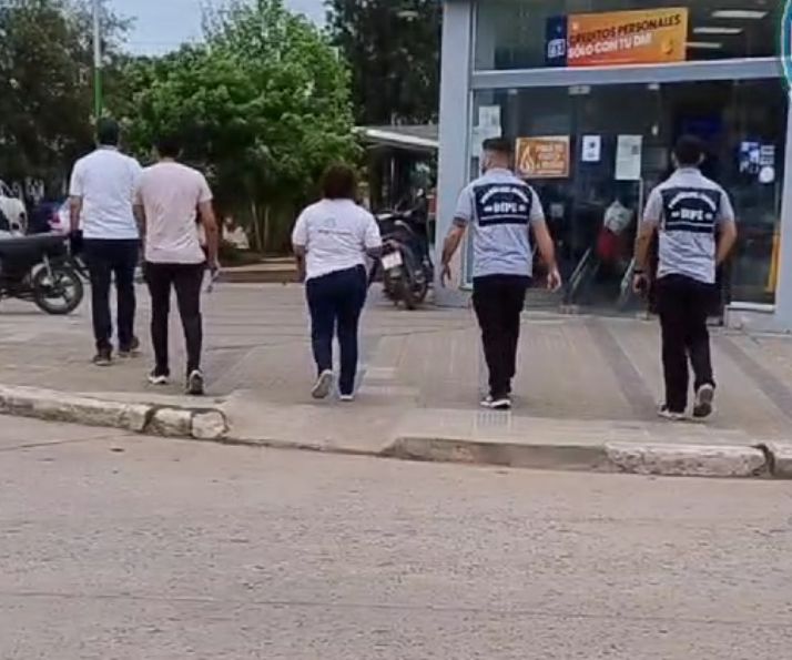 Despliegan controles de ciudadanos extranjeros en San Martín y Pampa del Indio Despliegan controles de ciudadanos extranjeros en San Martín y Pampa del Indio