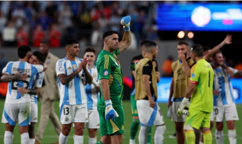 Vuelve el Dibu Martínez: Scaloni presentó la lista de convocados de la Selección argentina Vuelve el Dibu Martínez: Scaloni presentó la lista de convocados de la Selección argentina