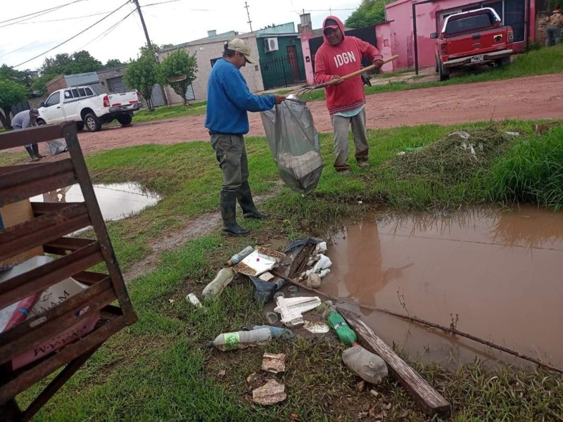 Importantes tareas tras las lluvias en Juan José Castelli y en la zona rural Importantes tareas tras las lluvias en Juan José Castelli y en la zona rural