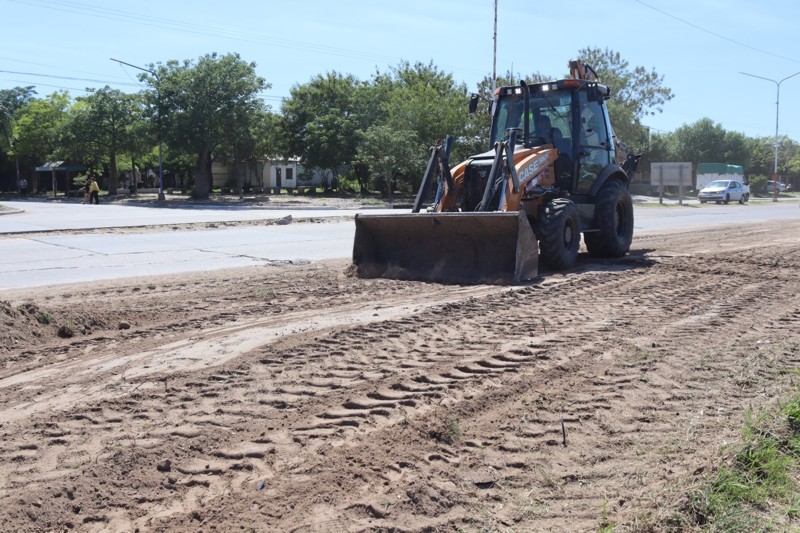 Reacondicionan extenso predio ubicado entre el Canal y las avenidas Malvinas y Soberanía Nacional Reacondicionan extenso predio ubicado entre el Canal y las avenidas Malvinas y Soberanía Nacional
