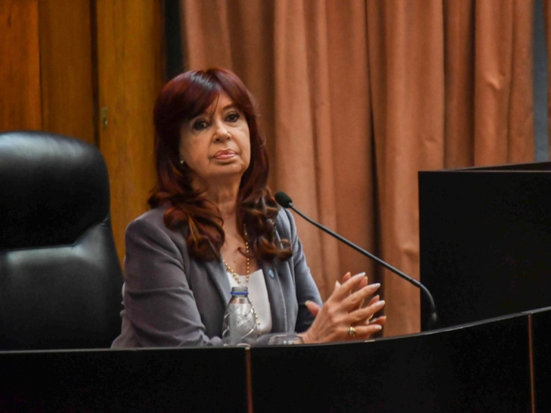 Atentado a CFK: pidieron a Capuchetti que otro juez investigue a la Policía Federal Atentado a CFK: pidieron a Capuchetti que otro juez investigue a la Policía Federal