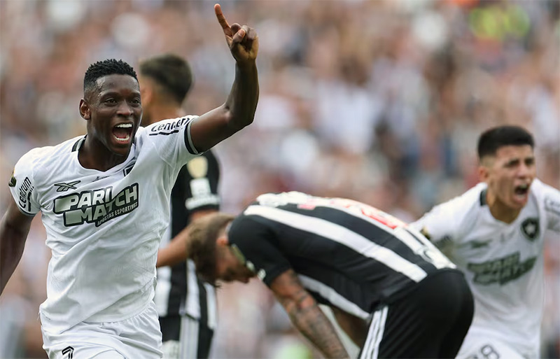 Botafogo venció al Atlético-MG y es campeón de la Libertadores por primera vez en la historia Botafogo venció al Atlético-MG y es campeón de la Libertadores por primera vez en la historia