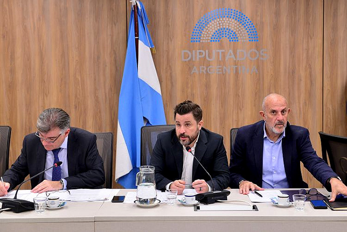 Reforma sindical: rechazo de Pichetto dejó a la UCR sin chances de dictaminar Reforma sindical: rechazo de Pichetto dejó a la UCR sin chances de dictaminar