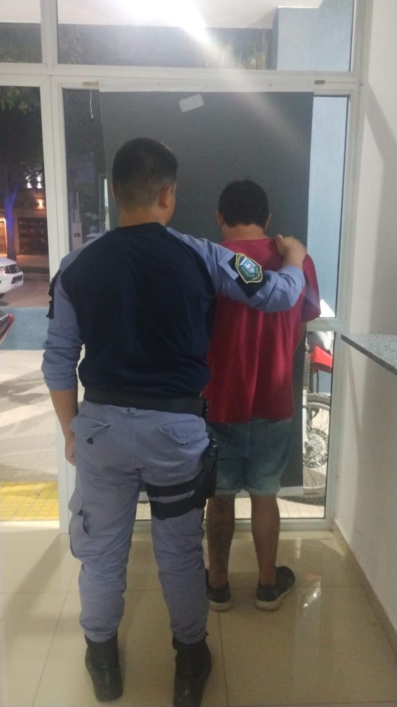 Lo detuvieron por intentar lesionar a su expareja en Castelli