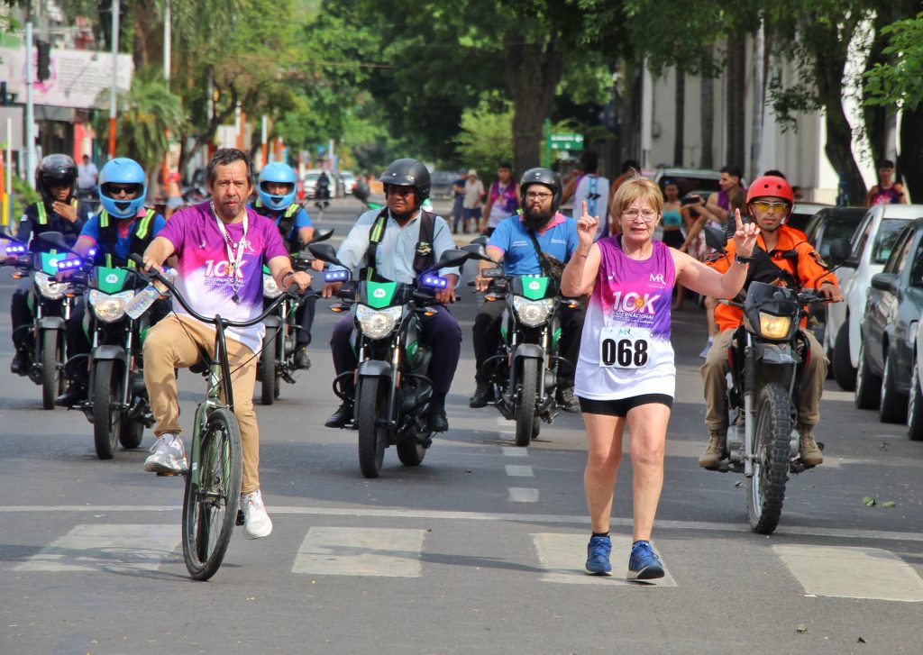 Se corrió en resistencia la maratón “Ciudad de las Esculturas”