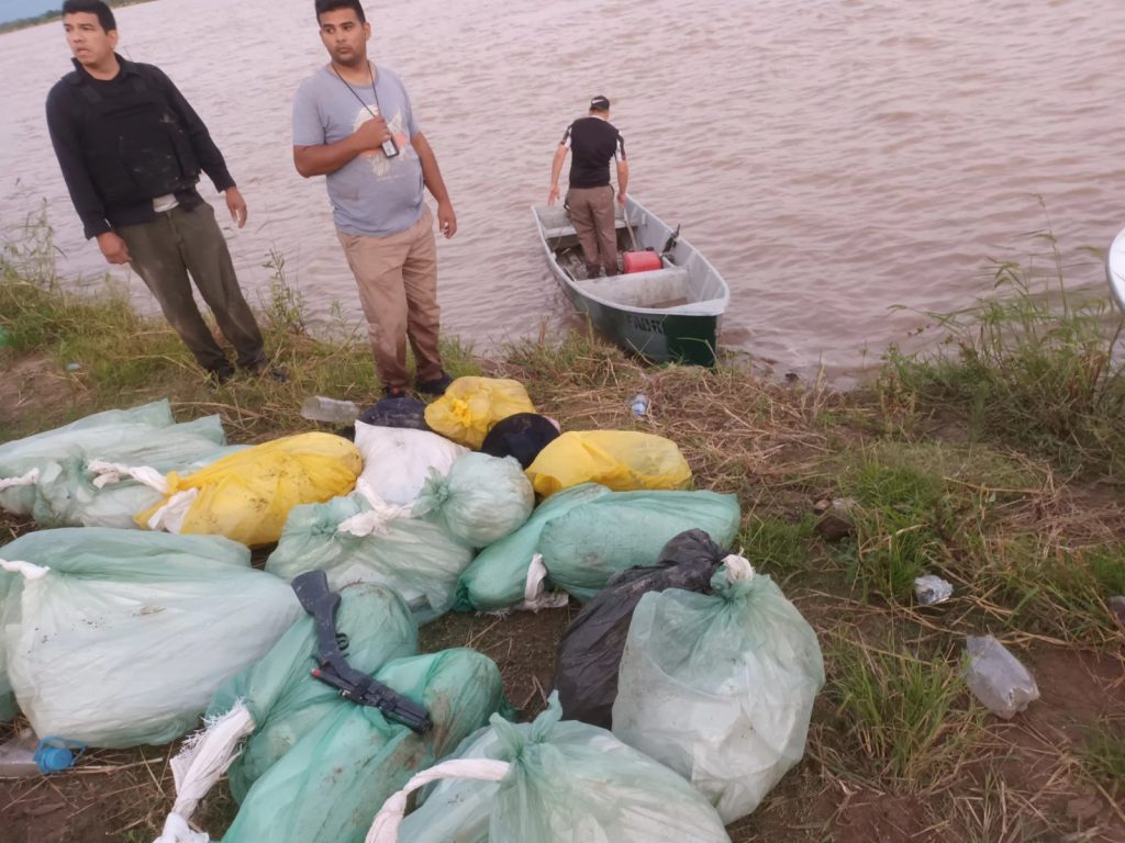 Incautan más de 80 kilos de marihuana en la costa del río Paraná