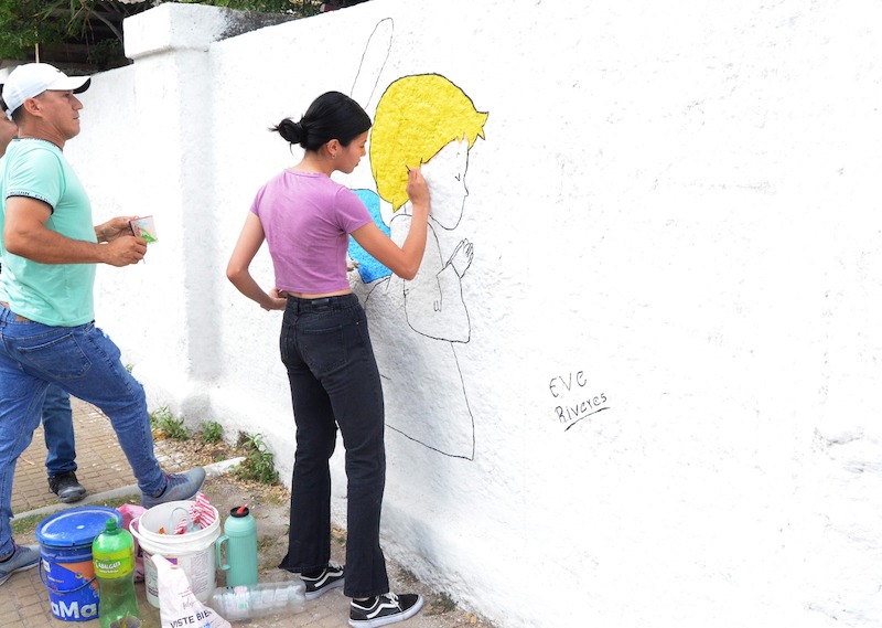 Pintan murales en inmediaciones del cementerio San Francisco Solano Pintan murales en inmediaciones del cementerio San Francisco Solano