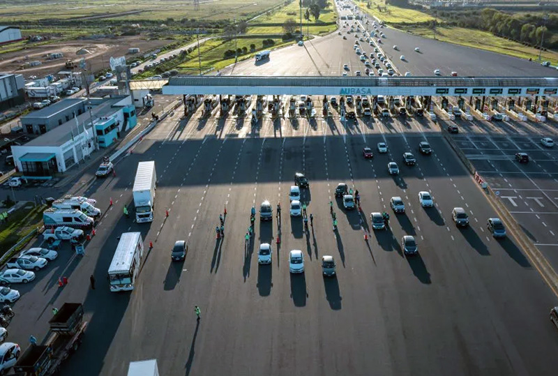 Subieron hasta 10% peajes a la costa bonaerense: ronda los .000 en la primera quincena de enero Subieron hasta 10% peajes a la costa bonaerense: ronda los .000 en la primera quincena de enero