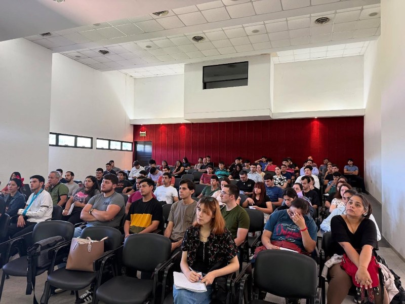 Más de 700 estudiantes comenzaron a cursar Programación en UTN Más de 700 estudiantes comenzaron a cursar Programación en UTN