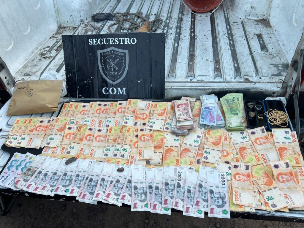 Atraparon a una joven con más de 240 bochitas de cocaína Atraparon a una joven con más de 240 bochitas de cocaína