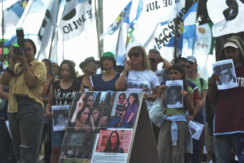 “La llama de la Memoria sigue encendida”: emotivo acto en conmemoración de los 48 años de la Masacre de Margarita Belén “La llama de la Memoria sigue encendida”: emotivo acto en conmemoración de los 48 años de la Masacre de Margarita Belén