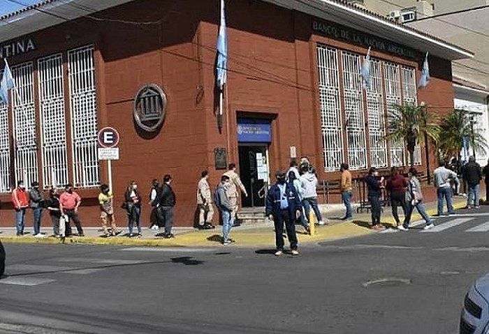 En Corrientes, lanzan plan de lucha en defensa del Banco Nación En Corrientes, lanzan plan de lucha en defensa del Banco Nación