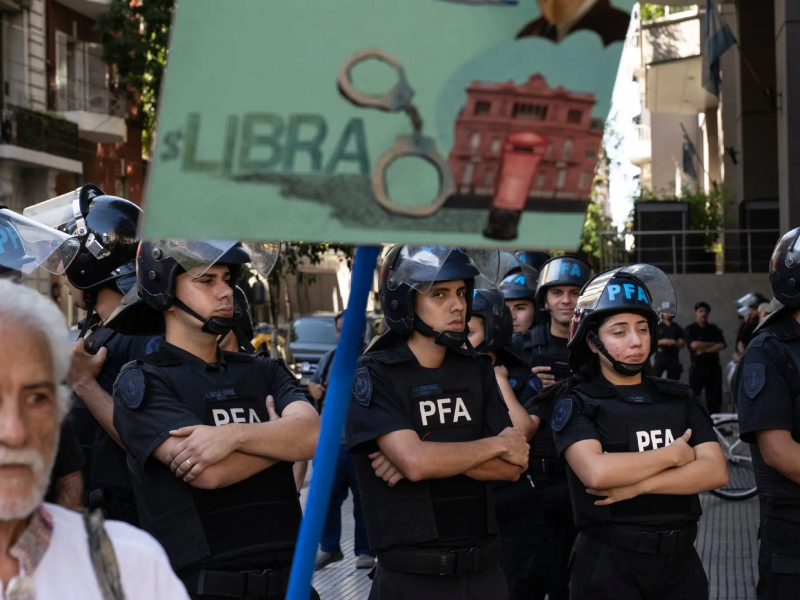 ¿Qué tanto sabía Javier Milei de la criptoestafa que promovió?, se pregunta el prestigioso New York Times en una extensa nota ¿Qué tanto sabía Javier Milei de la criptoestafa que promovió?, se pregunta el prestigioso New York Times en una extensa nota