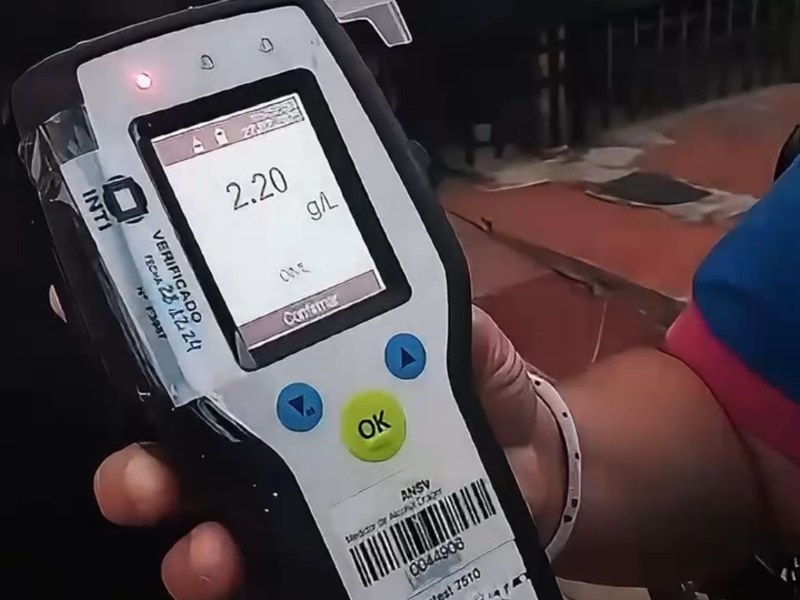 En total estado de ebriedad, manejó en contramano por avenida 9 de Julio y fue interceptado en su casa de La Liguria En total estado de ebriedad, manejó en contramano por avenida 9 de Julio y fue interceptado en su casa de La Liguria