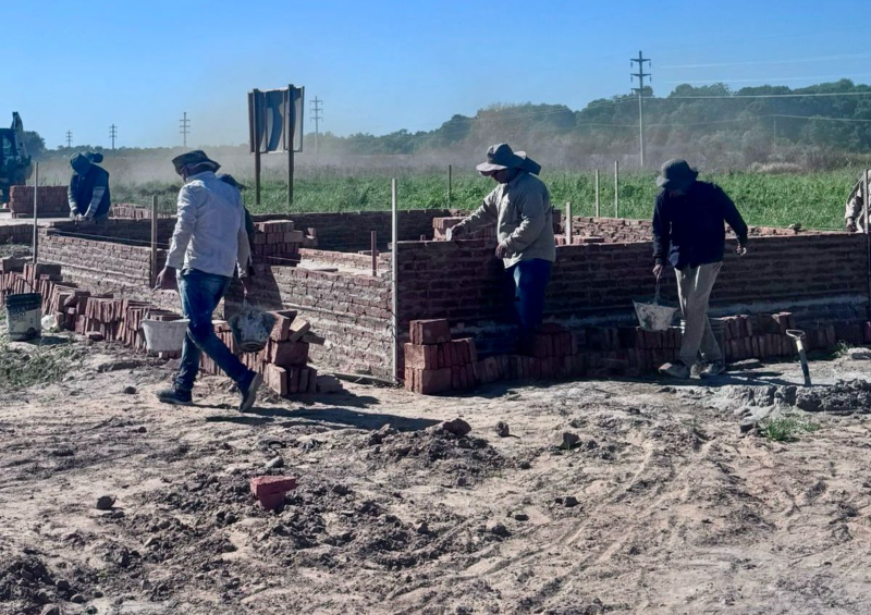 La Leonesa: avanza la construcción de 12 viviendas en Rancho Viejo La Leonesa: avanza la construcción de 12 viviendas en Rancho Viejo