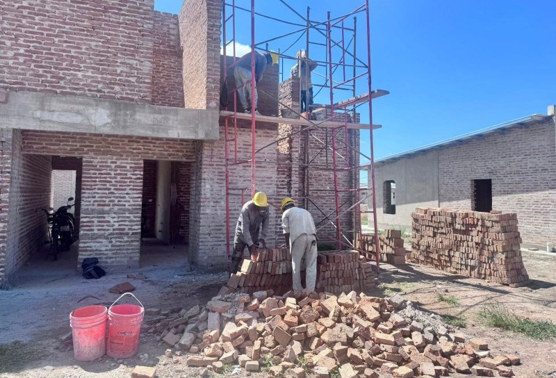 Avanza la reactivación de obras de 29 viviendas en Sáenz Peña Avanza la reactivación de obras de 29 viviendas en Sáenz Peña