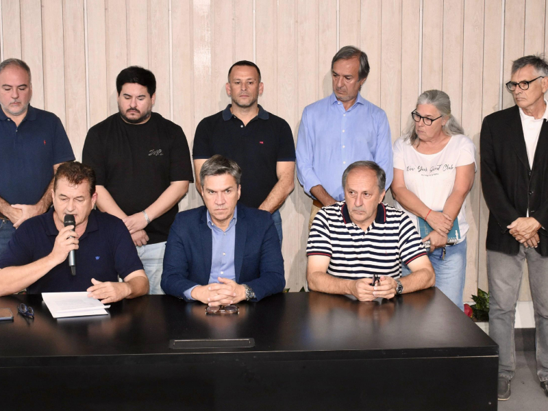 El gobierno del Chaco convocó a la comisión provincial para declarar la Emergencia Agropecuaria El gobierno del Chaco convocó a la comisión provincial para declarar la Emergencia Agropecuaria