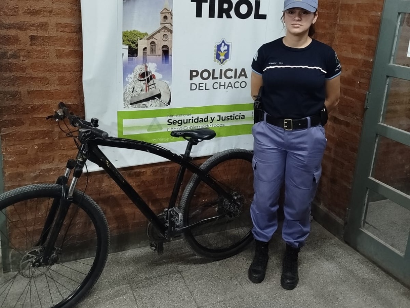 Sustrajo una bicicleta y la dejó en una gomería para realizarle arreglos Sustrajo una bicicleta y la dejó en una gomería para realizarle arreglos