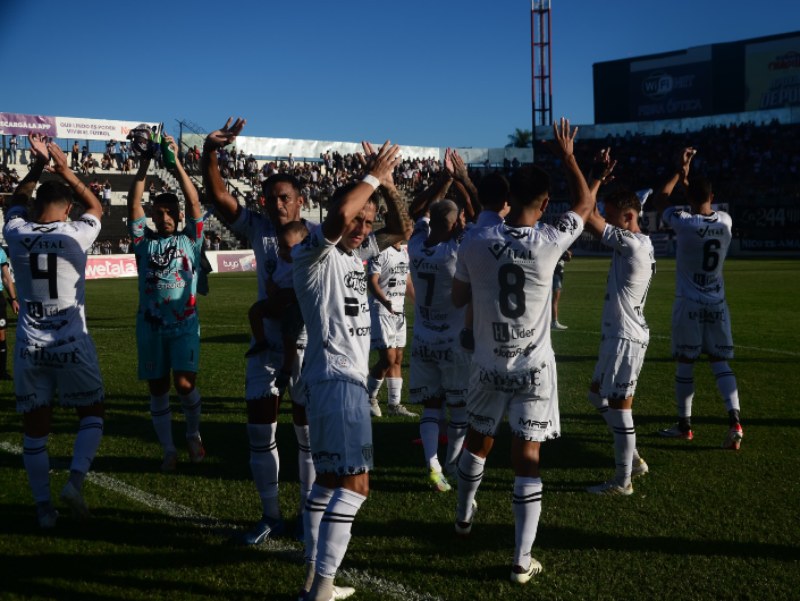 Primera Nacional: For Ever ganó y se ubicó en la cuarta posición Primera Nacional: For Ever ganó y se ubicó en la cuarta posición