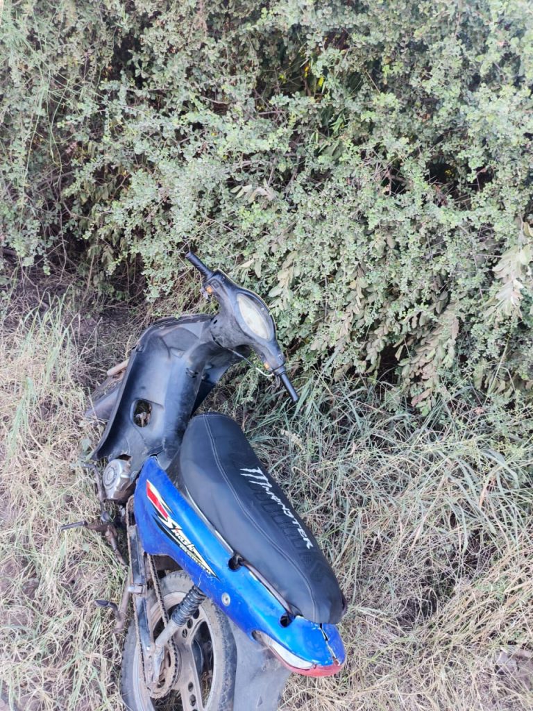 Se llevaron su moto y la escondieron en los matorrales: la Policía ya la recuperó Se llevaron su moto y la escondieron en los matorrales: la Policía ya la recuperó