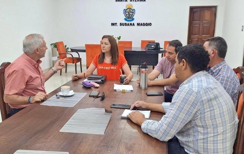 Santa Sylvina: SAMEEP articuló acciones con el Municipio para garantizar el agua potable Santa Sylvina: SAMEEP articuló acciones con el Municipio para garantizar el agua potable