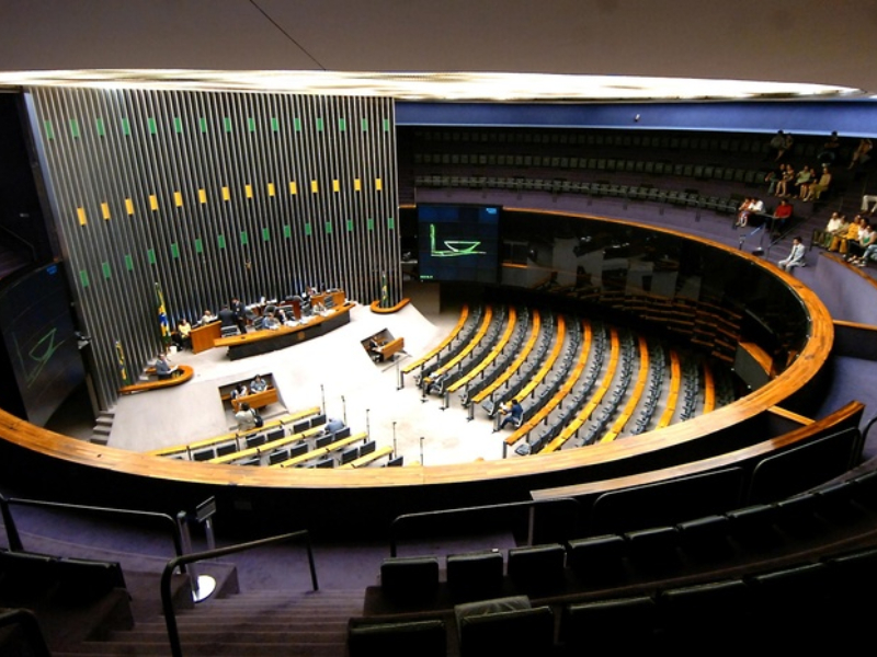 Brasil aprueba una ley para tomar represalias contra los aranceles de Trump Brasil aprueba una ley para tomar represalias contra los aranceles de Trump