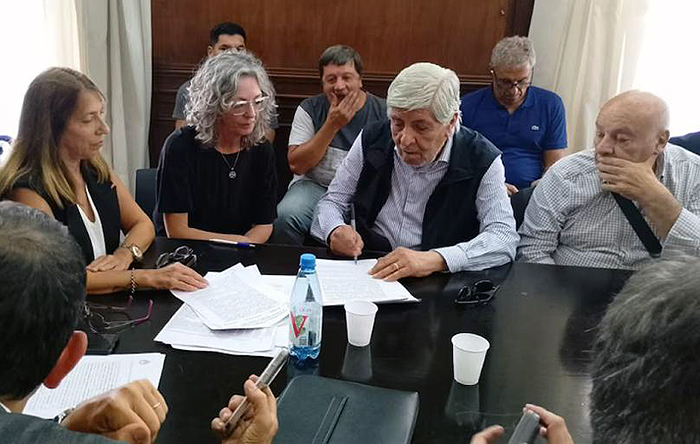 Camioneros sumó nuevos aumentos a la paritaria para compensar la inflación Camioneros sumó nuevos aumentos a la paritaria para compensar la inflación