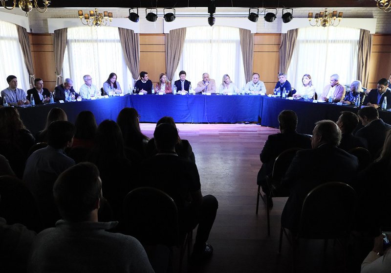 Corrientes: el Grupo Alondra suma a La Libertad Avanza y otros referentes opositores Corrientes: el Grupo Alondra suma a La Libertad Avanza y otros referentes opositores