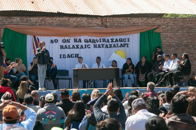El gobernador tomó juramento a las nuevas autoridades del IDACH en un acto en Colonia Aborigen El gobernador tomó juramento a las nuevas autoridades del IDACH en un acto en Colonia Aborigen