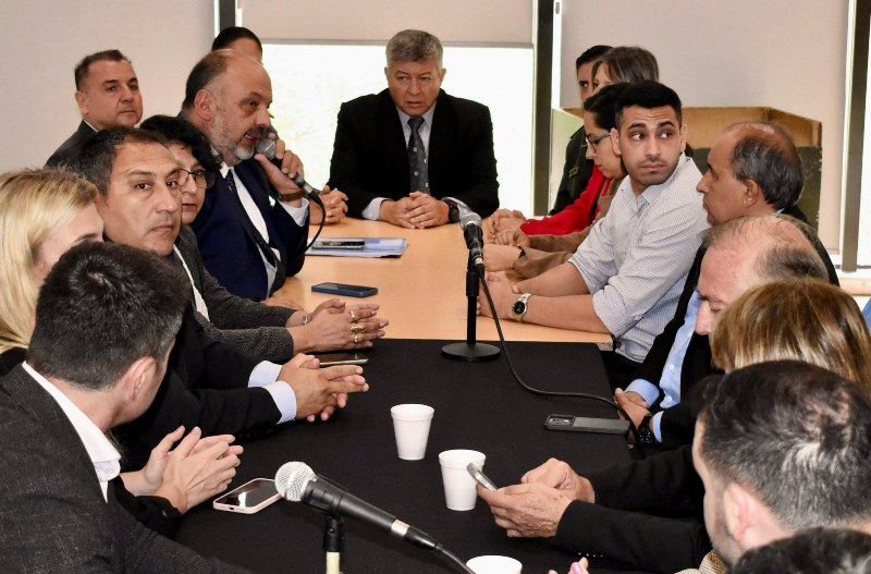 Trabajo articulado: funcionarios nacionales presentaron en Chaco las leyes de “Reiterancia” y “Antimafia” Trabajo articulado: funcionarios nacionales presentaron en Chaco las leyes de “Reiterancia” y “Antimafia”