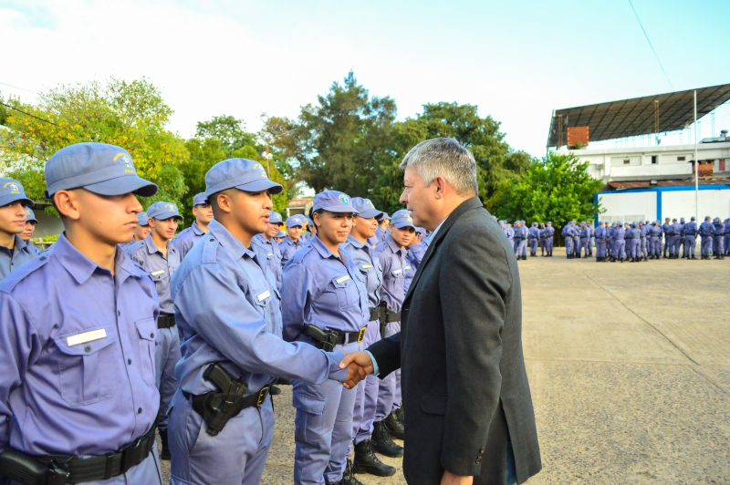 Asignaron destinos a los nuevos policías y agentes penitenciarios Asignaron destinos a los nuevos policías y agentes penitenciarios