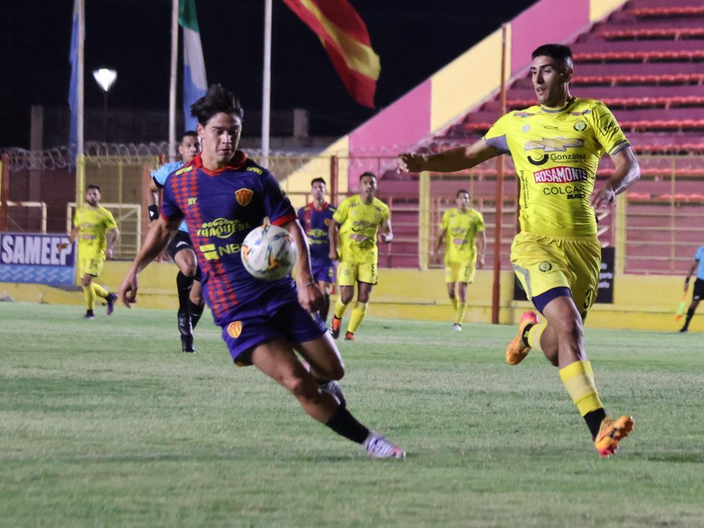 Federal A: Sarmiento no pudo salir del cero ante Crucero del Norte