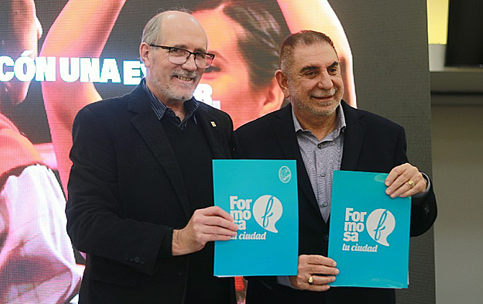 Intendente de Formosa firmó convenio con Arquitectura de la UNNE para desarrollar un plan estratégico de turismo Intendente de Formosa firmó convenio con Arquitectura de la UNNE para desarrollar un plan estratégico de turismo