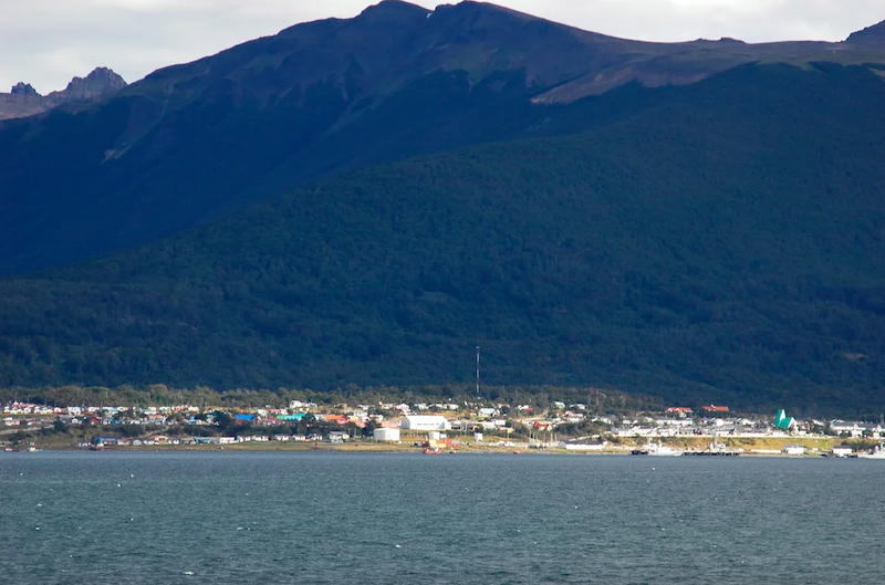 Chile levantó la alerta de tsunami en Magallanes pero mantiene el estado de precaución en zonas costeras Chile levantó la alerta de tsunami en Magallanes pero mantiene el estado de precaución en zonas costeras