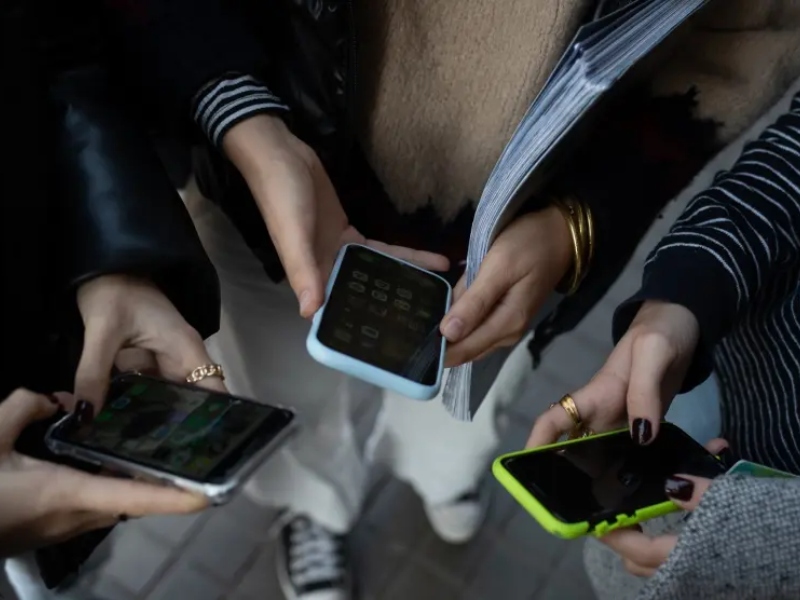 Ordenan bloqueo de sitio web que generaba imágenes íntimas falsas con Inteligencia Artificial Ordenan bloqueo de sitio web que generaba imágenes íntimas falsas con Inteligencia Artificial