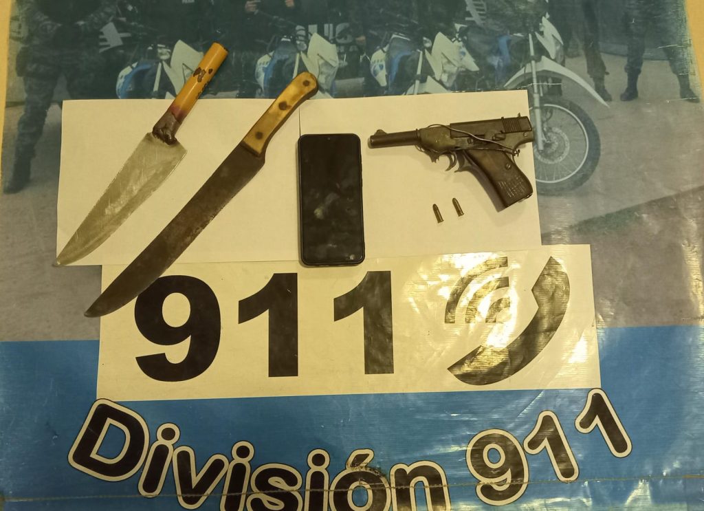 Fuga, tiroteo y dos aprehendidos en operativos policiales en Tres Isletas y Castelli Fuga, tiroteo y dos aprehendidos en operativos policiales en Tres Isletas y Castelli