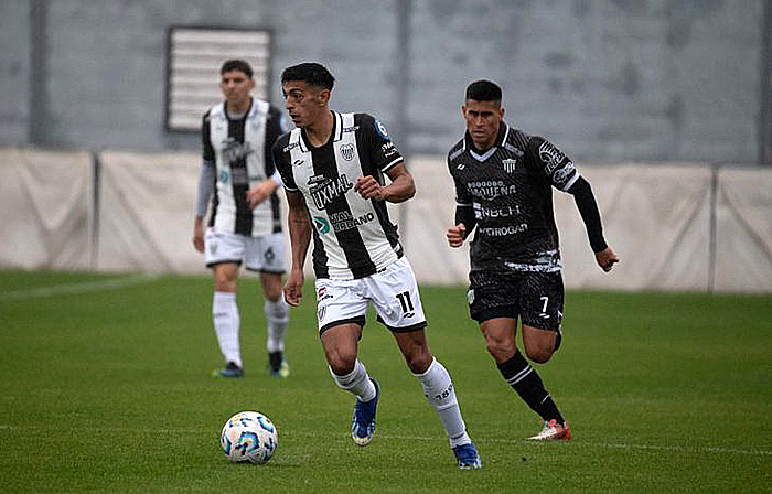 Chaco For Ever lo dio vuelta en Caseros y consiguió un triunfazo de visitante Chaco For Ever lo dio vuelta en Caseros y consiguió un triunfazo de visitante