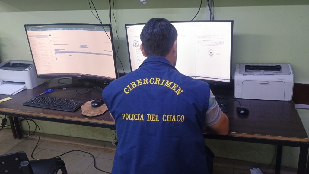 ¿Qué y cómo hacer para evitar caer en estafas dentro de las redes sociales?