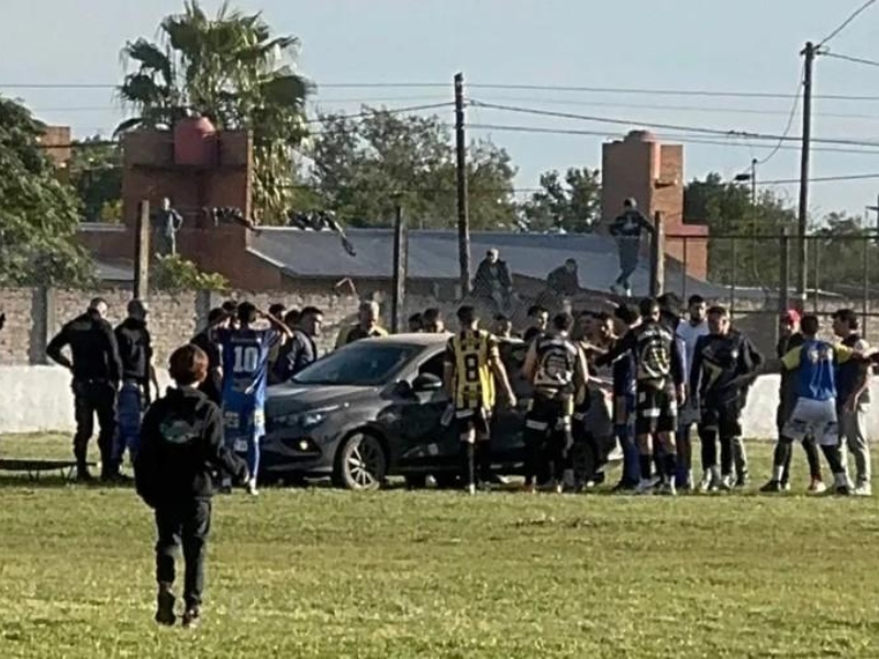 Reanudarán el partido de Orione y Unión de Machagai, suspendido por la muerte de Enzo Pittau Reanudarán el partido de Orione y Unión de Machagai, suspendido por la muerte de Enzo Pittau