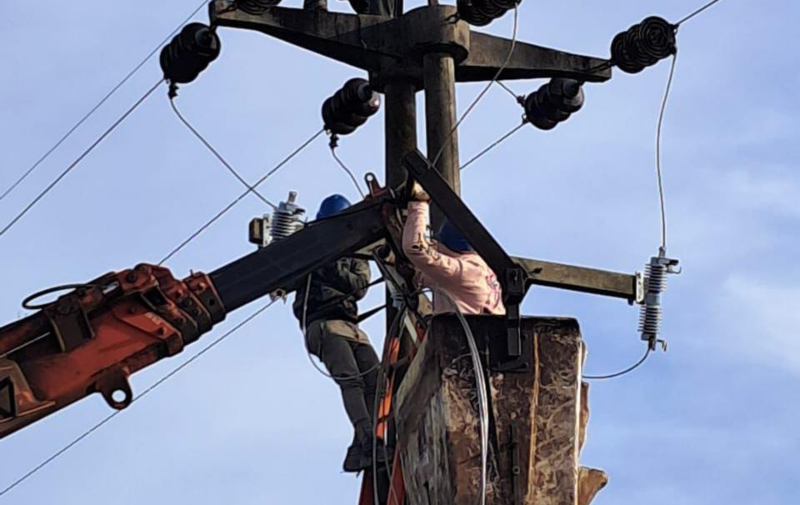Falla en la red de alta tensión provocó cortes en el interior provincial Falla en la red de alta tensión provocó cortes en el interior provincial