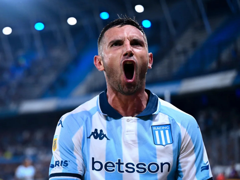 Racing blindó a “Maravilla” Martínez con una cláusula de 122 millones de euros Racing blindó a “Maravilla” Martínez con una cláusula de 122 millones de euros