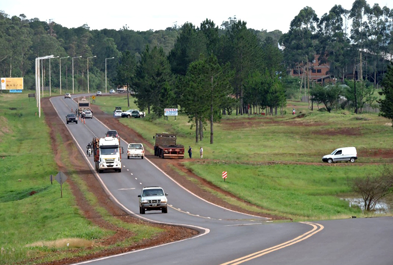 Ante el abandono, un intendente correntino dijo que se hace cargo de la Ruta 14 Ante el abandono, un intendente correntino dijo que se hace cargo de la Ruta 14