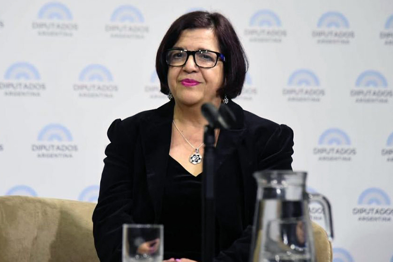 Médica especialista advierte que el COVID muta y seguirá presente como la gripe Médica especialista advierte que el COVID muta y seguirá presente como la gripe