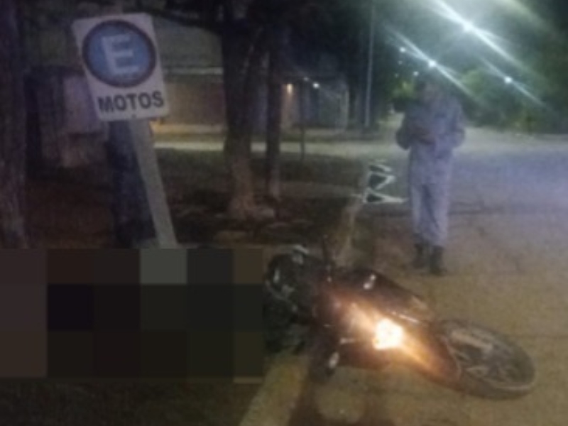 Sáenz Peña: un hombre murió tras caer de su moto en pleno centro Sáenz Peña: un hombre murió tras caer de su moto en pleno centro