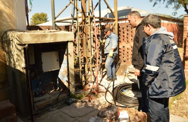 SAMEEP solucionó el problema de agua en Complejo Educativo de Fontana SAMEEP solucionó el problema de agua en Complejo Educativo de Fontana