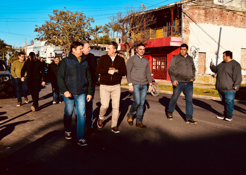 En el marco del plan de recuperación provincial, avanzan las obras de repavimentación en Quitilipi En el marco del plan de recuperación provincial, avanzan las obras de repavimentación en Quitilipi