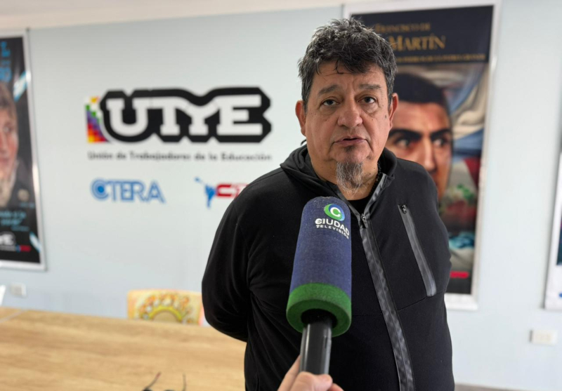 Convocan a una nueva marcha docente: “Vamos a seguir exigiendo que paguen la cláusula gatillo” Convocan a una nueva marcha docente: “Vamos a seguir exigiendo que paguen la cláusula gatillo”