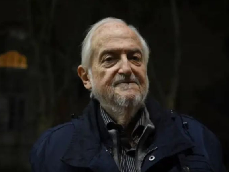 Murió Daniel Divinsky, editor de Mafalda y Roberto Fontanarrosa, entre otros Murió Daniel Divinsky, editor de Mafalda y Roberto Fontanarrosa, entre otros